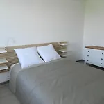 Appartement 2 Pieces A La Rochelle Avec Balcon, Proche Plage Des Minimes Et Port, Parking Inclus - Fr-1-551-7